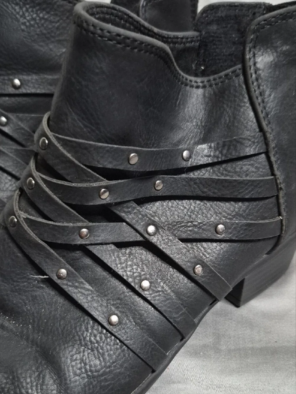 SO ankle boots